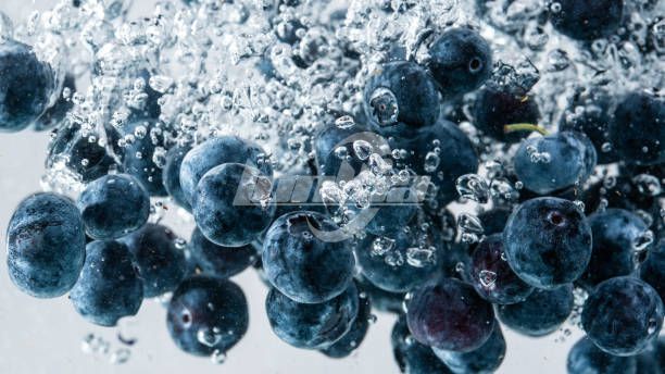 Blueberries cleaning